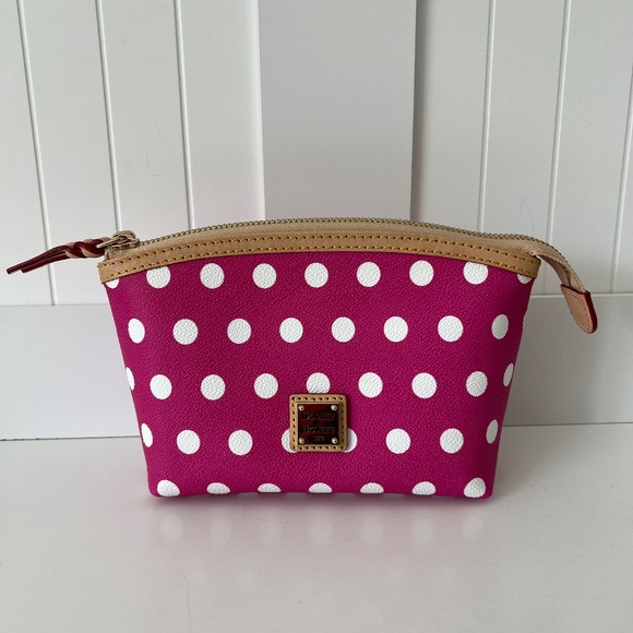 Dooney Bourke Accessories - Dooney & Bourke Cosmetic Case